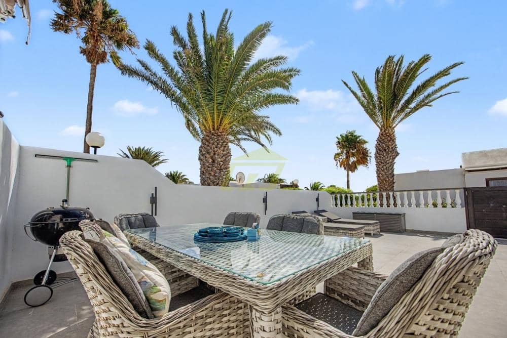2 chambre Bungalow à vendre à Costa Teguise avec piscine - 450 000 € (Ref: 10021921)