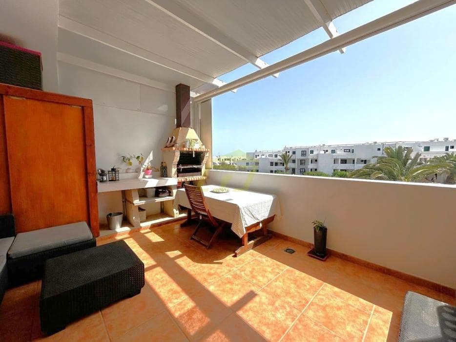 3 quarto Moradia para venda em Costa Teguise com garagem - 450 000 € (Ref: 10023525)