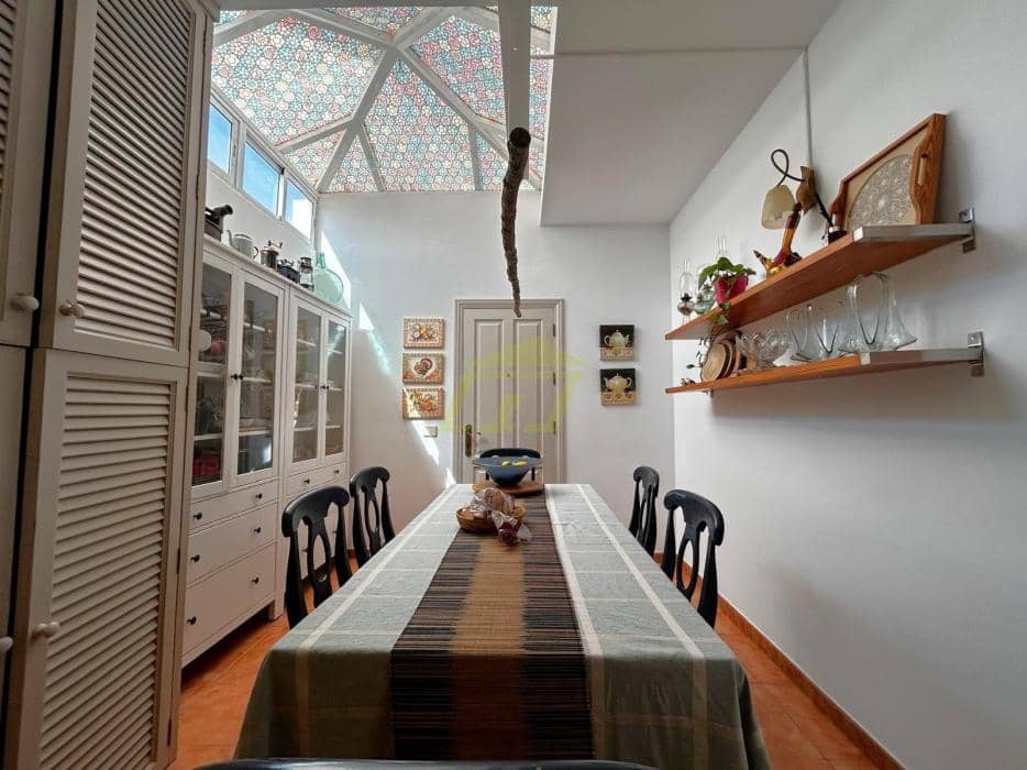 3 quarto Moradia para venda em Costa Teguise com garagem - 450 000 € (Ref: 10023525)