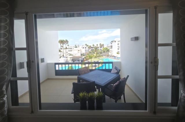 1 slaapkamer Appartement te koop in Costa Teguise, Teguise met zwembad - € 260.000 (Ref: 10031413)