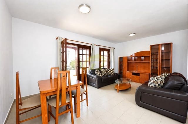 2 chambre Villa/Maison à vendre à Playa Blanca, Yaiza avec piscine garage - 325 000 € (Ref: 10034848)