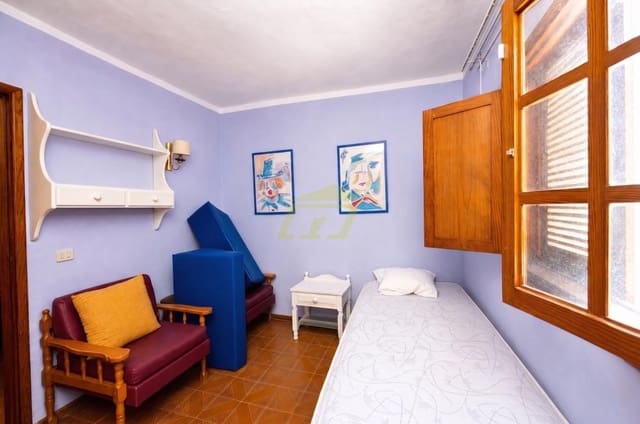 3 soverom Villa til salgs i Puerto del Carmen, Tías med garasje - € 385 000 (Ref: 10034849)