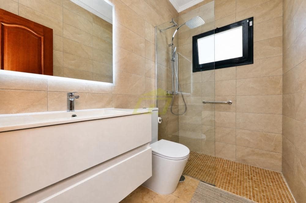 4 chambre Villa/Maison à vendre à Playa Blanca avec piscine - 465 000 € (Ref: 10034850)