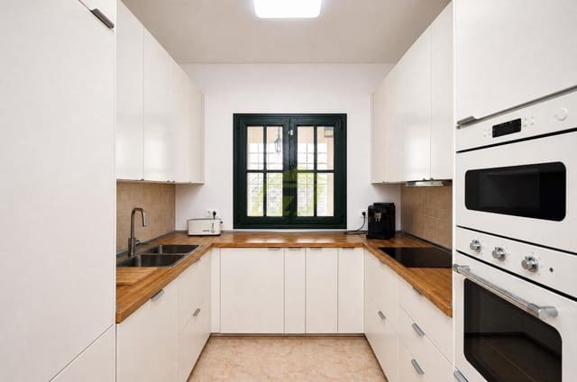 4 chambre Villa/Maison à vendre à Playa Blanca, Yaiza avec piscine - 465 000 € (Ref: 10034850)