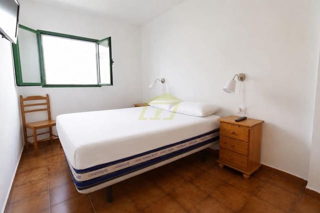 2 soverom Leilighet til salgs i Puerto del Carmen, Tías med svømmebasseng - € 265 000 (Ref: 10036315)