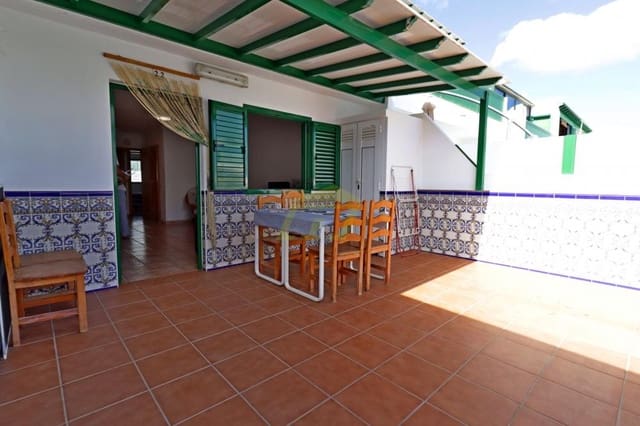 2 soverom Leilighet til salgs i Puerto del Carmen, Tías med svømmebasseng - € 265 000 (Ref: 10036315)