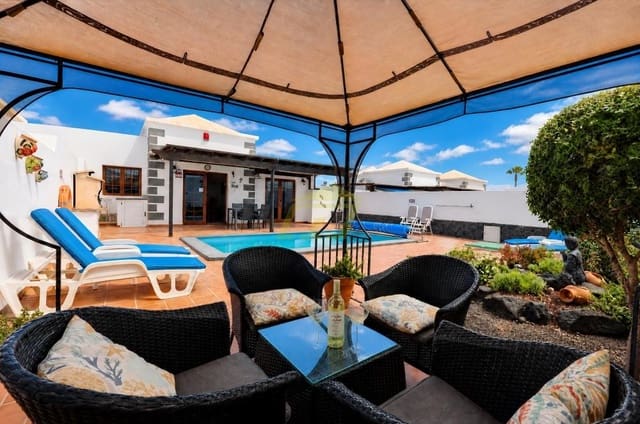 2 quarto Moradia para venda em Playa Blanca, Yaiza com piscina garagem - 425 000 € (Ref: 10040301)
