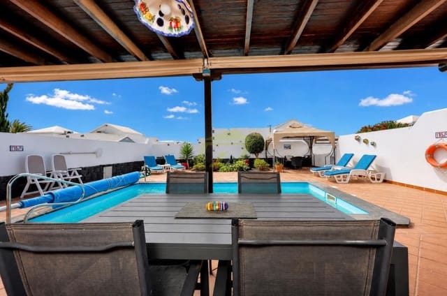2 quarto Moradia para venda em Playa Blanca, Yaiza com piscina garagem - 425 000 € (Ref: 10040301)