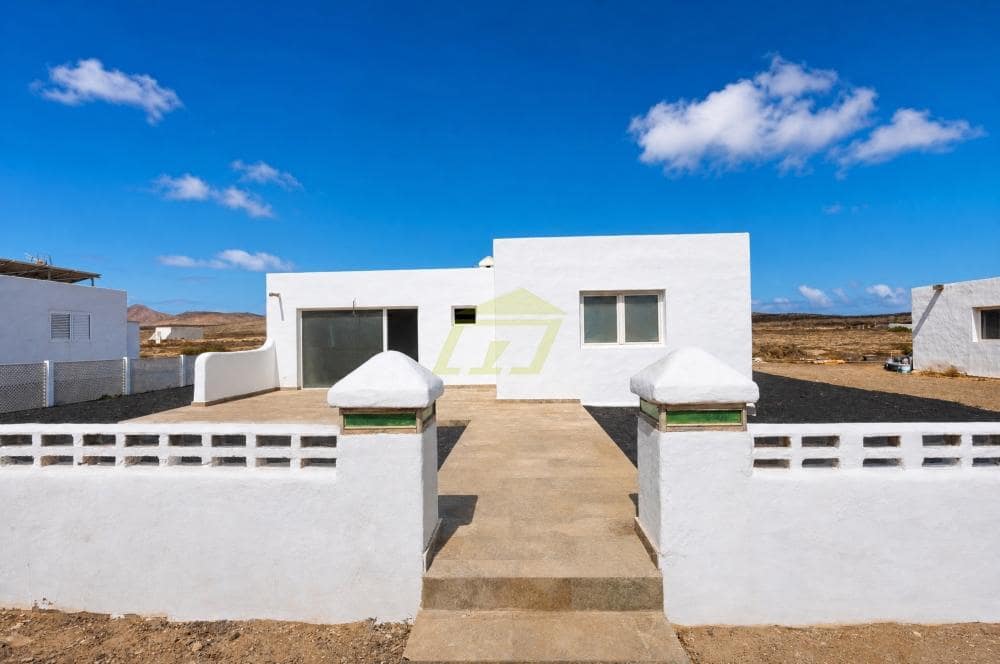 2 Zimmer Bungalow zu verkaufen in Famara - 1.000.000 € (Ref: 10042451)