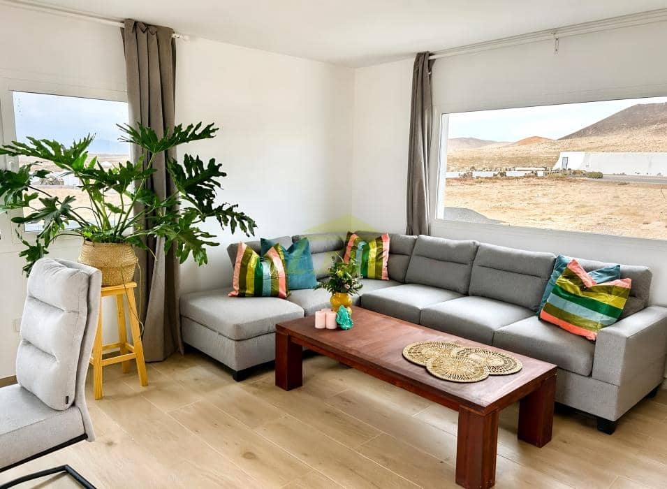 2 Zimmer Bungalow zu verkaufen in Famara - 1.000.000 € (Ref: 10042451)