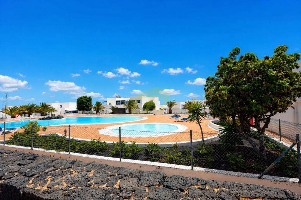 2 chambre Bungalow à vendre à Puerto Calero avec piscine - 325 000 € (Ref: 10044390)