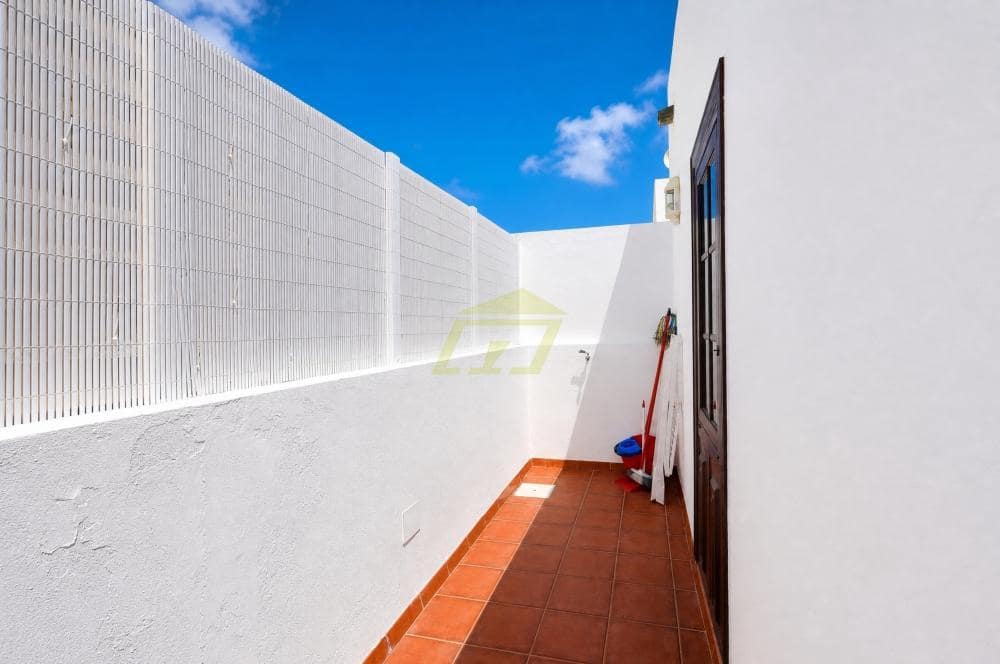 2 chambre Bungalow à vendre à Puerto Calero avec piscine - 325 000 € (Ref: 10044390)
