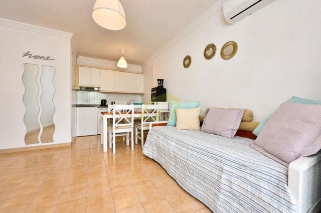 1 soveværelse Lejlighed til salg i Puerto del Carmen, Tías med swimmingpool - € 230.000 (Ref: 10054603)