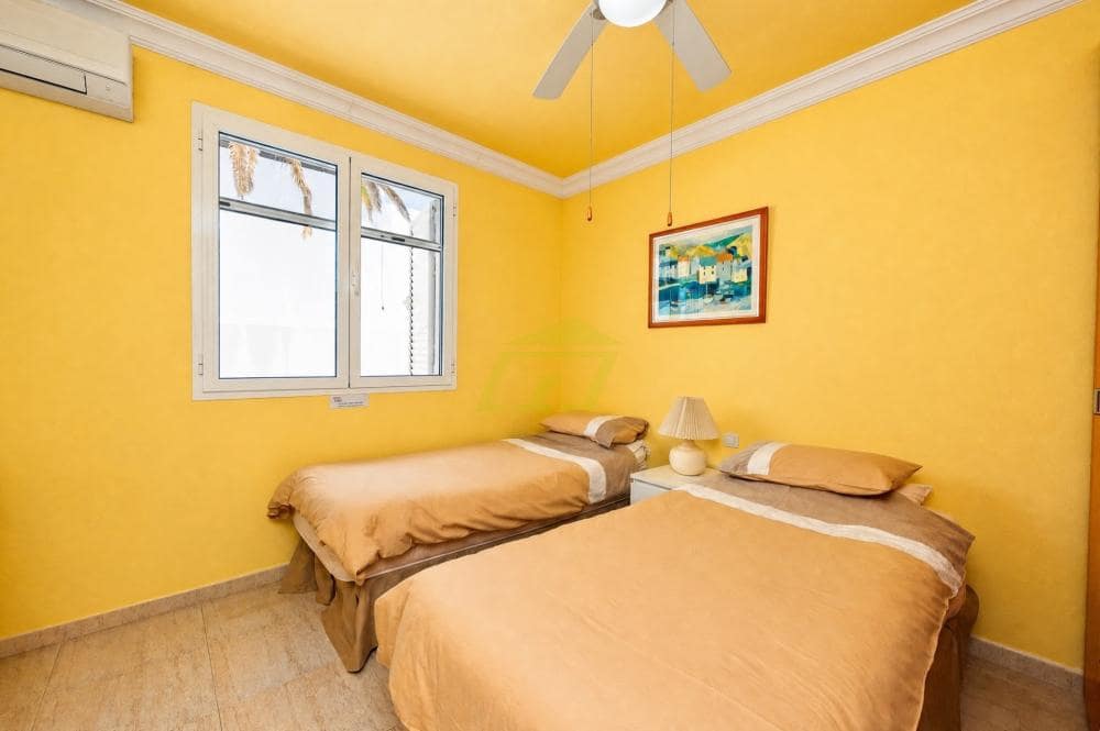 4 bedroom Villa for sale in Puerto Calero with pool garage - € 1,050,000 (Ref: 10061189)