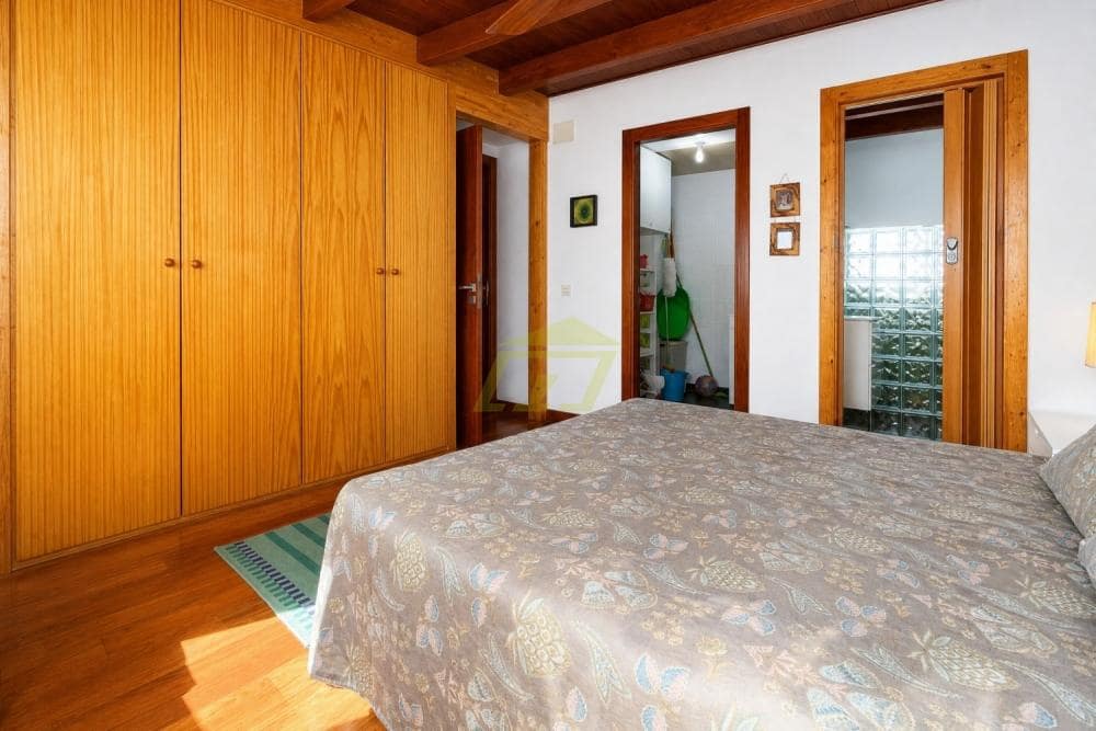 Bungalow de 2 habitaciones en Puerto del Carmen en venta con piscina - 399.000 € (Ref: 10061190)