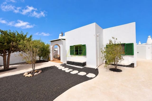 3 camera da letto Bungalow in vendita in Playa Blanca, Yaiza con piscina - 415.000 € (Rif: 10080348)
