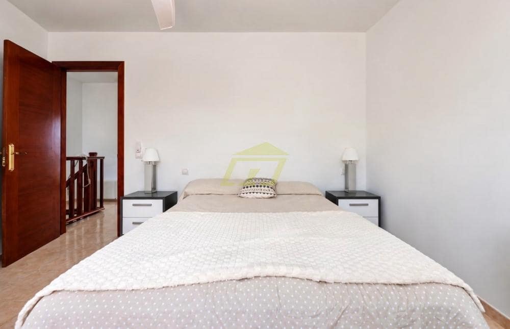3 soverom Villa til salgs i Playa Blanca med garasje - € 305 000 (Ref: 10080349)