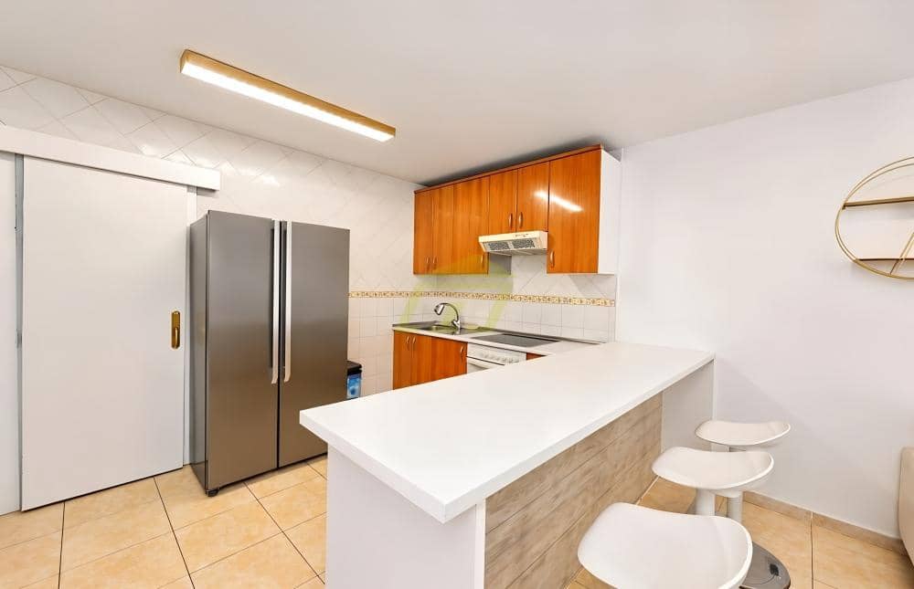 3 soverom Villa til salgs i Playa Blanca med garasje - € 305 000 (Ref: 10080349)