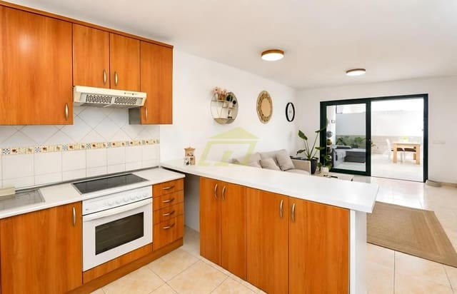 3 soverom Villa til salgs i Playa Blanca, Yaiza med garasje - € 305 000 (Ref: 10080349)