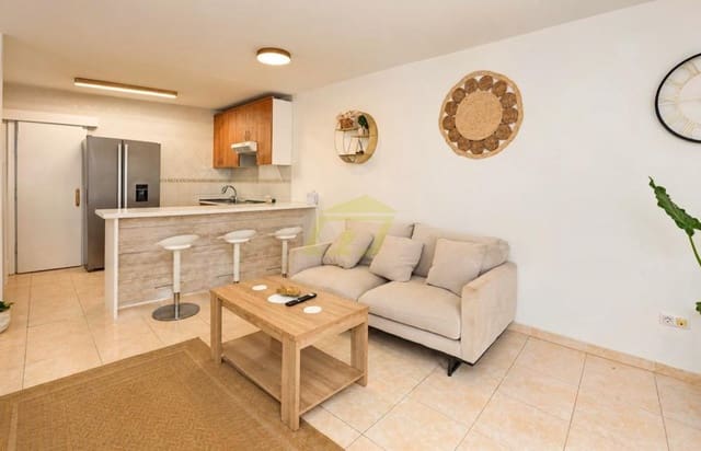 3 soverom Villa til salgs i Playa Blanca, Yaiza med garasje - € 305 000 (Ref: 10080349)