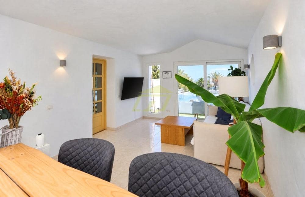 2 makuuhuone Huvila myytävänä paikassa Nazaret mukana uima-altaan - 520 000 € (Ref: 10085441)