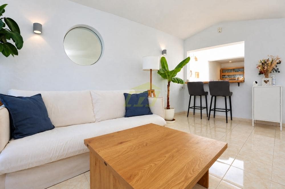 2 makuuhuone Huvila myytävänä paikassa Nazaret mukana uima-altaan - 520 000 € (Ref: 10085441)