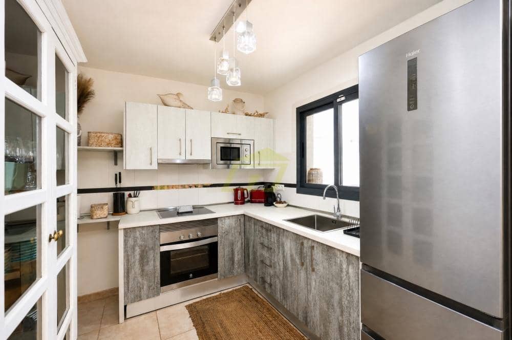 3 Zimmer Villa zu verkaufen in Playa Blanca mit Pool Garage - 475.000 € (Ref: 10088806)