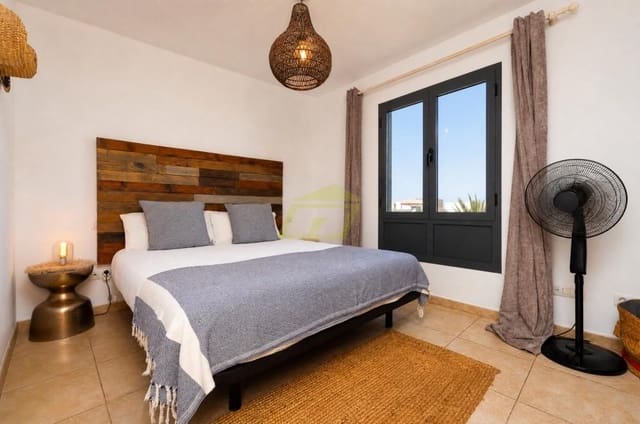 3 Zimmer Villa zu verkaufen in Playa Blanca, Yaiza mit Pool Garage - 475.000 € (Ref: 10088806)