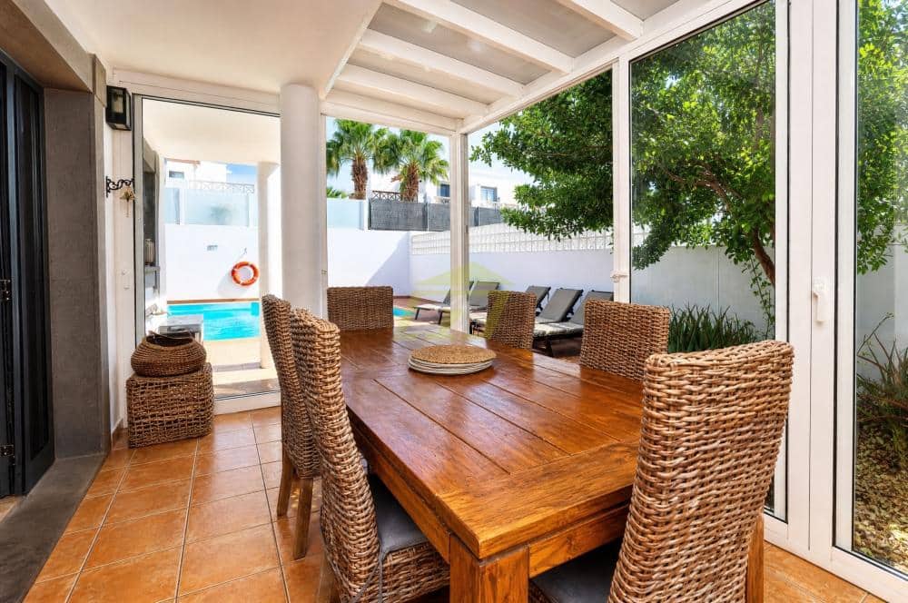3 Zimmer Villa zu verkaufen in Playa Blanca mit Pool Garage - 475.000 € (Ref: 10088806)