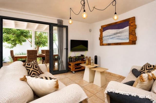 3 Zimmer Villa zu verkaufen in Playa Blanca, Yaiza mit Pool Garage - 475.000 € (Ref: 10088806)