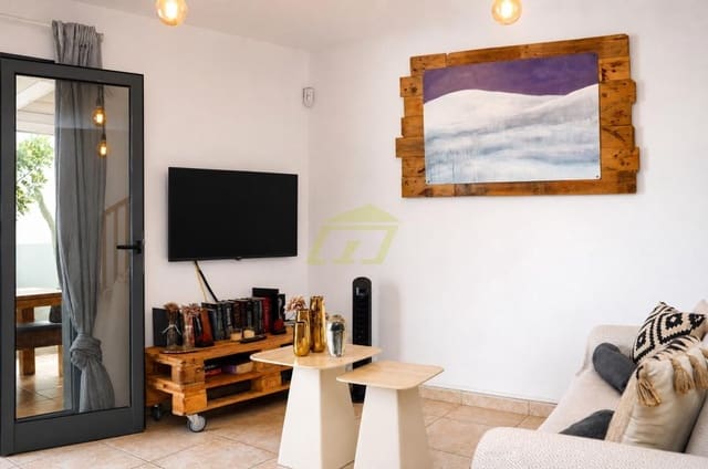 3 Zimmer Villa zu verkaufen in Playa Blanca, Yaiza mit Pool Garage - 475.000 € (Ref: 10088806)