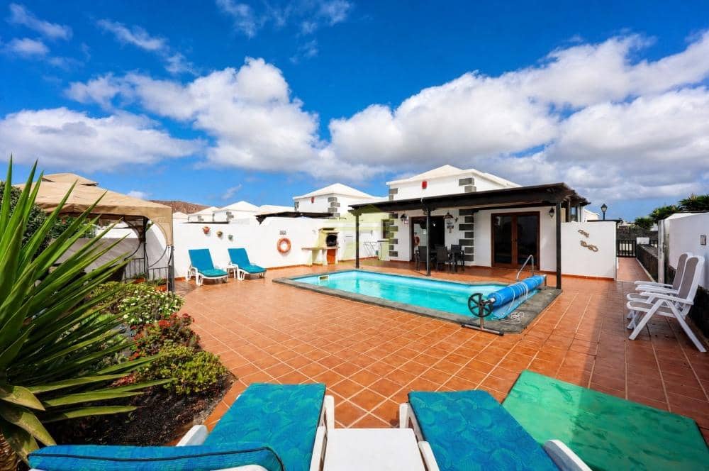 2 Zimmer Villa zu verkaufen in Playa Blanca mit Pool Garage - 399.000 € (Ref: 10097492)