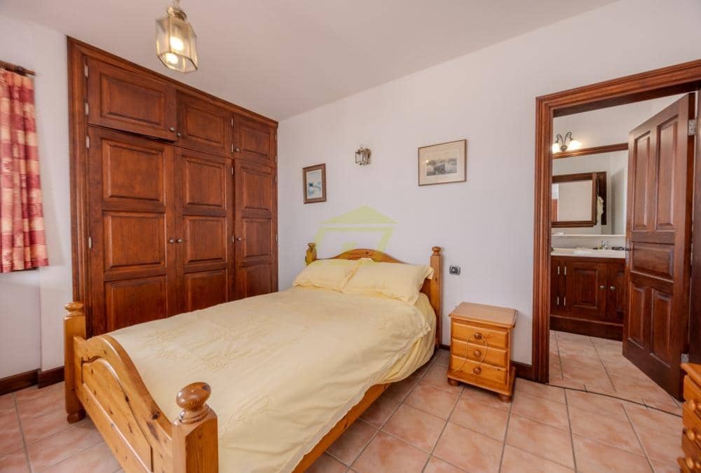 4 sovrum Villa till salu i Las Brenas med pool - 695 000 € (Ref: 10101801)