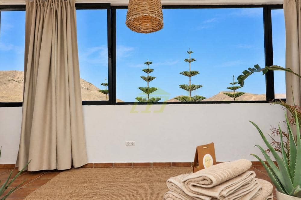 6 sypialnia Willa na sprzedaż w Haria z garażem - 1 750 000 € (Ref: 10101802)
