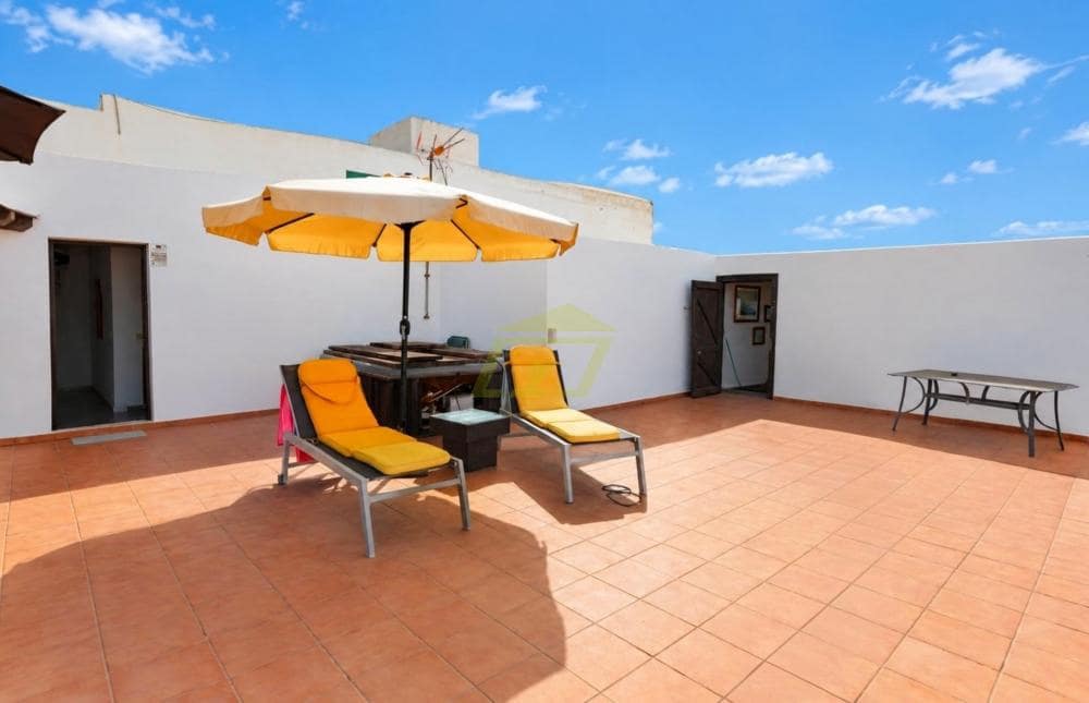 7 bedroom Villa for sale in Tias with pool garage - € 950,000 (Ref: 10115434)