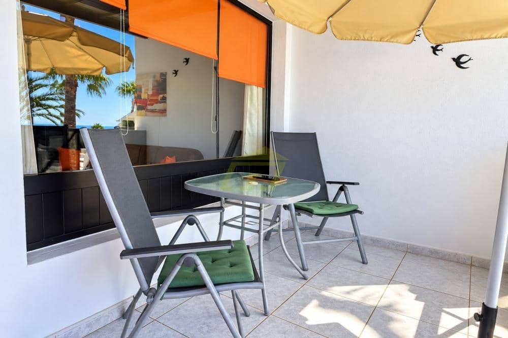 Apartamento de 2 habitaciones en Puerto del Carmen en venta con piscina - 350.000 € (Ref: 10123370)