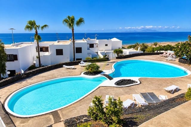Apartamento de 2 habitaciones en Puerto del Carmen, Tías en venta con piscina - 350.000 € (Ref: 10123370)