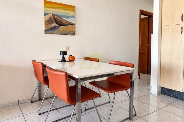 Apartamento de 2 habitaciones en Puerto del Carmen, Tías en venta con piscina - 350.000 € (Ref: 10123370)
