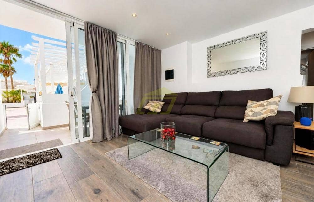 3 makuuhuone Huoneisto myytävänä paikassa Puerto del Carmen mukana uima-altaan - 340 000 € (Ref: 10127630)