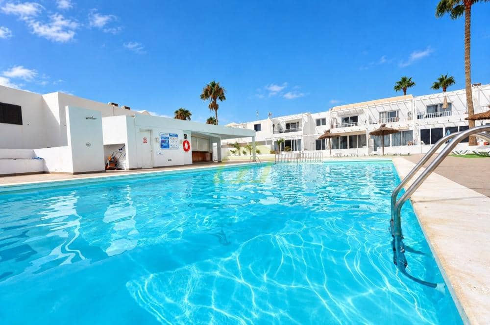 3 makuuhuone Huoneisto myytävänä paikassa Puerto del Carmen mukana uima-altaan - 340 000 € (Ref: 10127630)