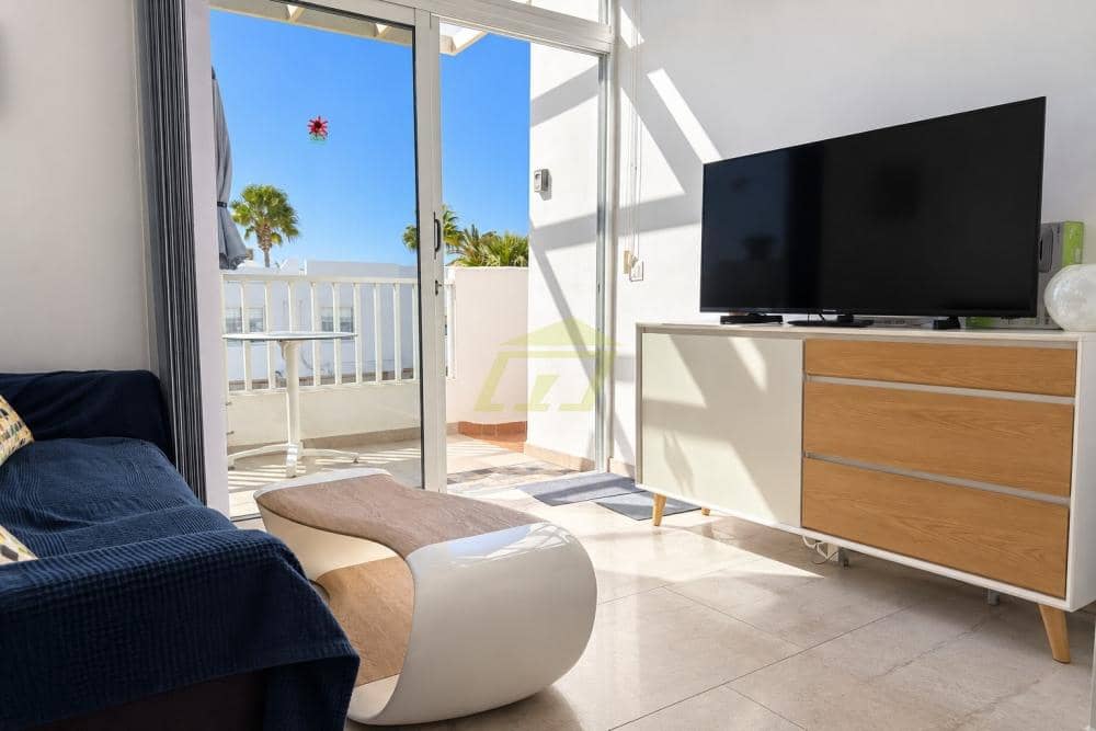 2 Zimmer Apartment zu verkaufen in Puerto del Carmen mit Pool - 265.000 € (Ref: 10131108)