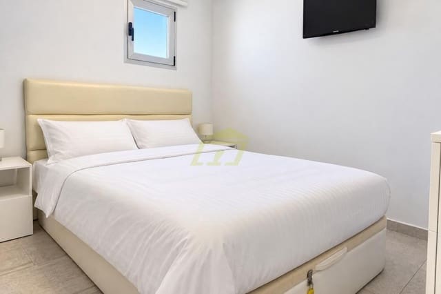 2 Zimmer Apartment zu verkaufen in Puerto del Carmen, Tías mit Pool - 265.000 € (Ref: 10131108)