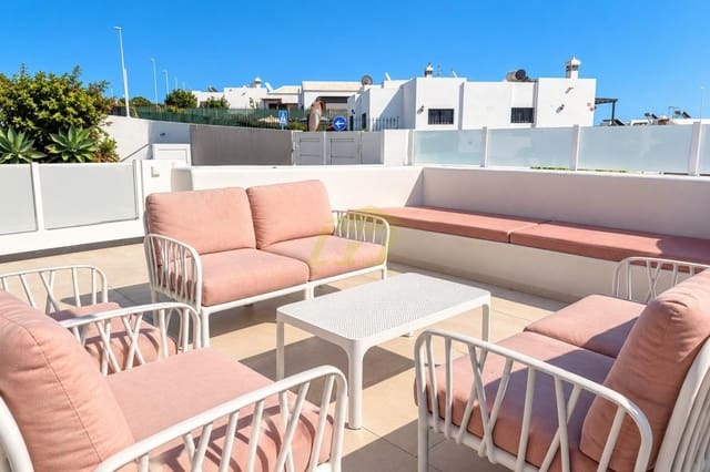 5 makuuhuone Huvila myytävänä paikassa Puerto del Carmen, Tías mukana uima-altaan - 879 000 € (Ref: 10139072)