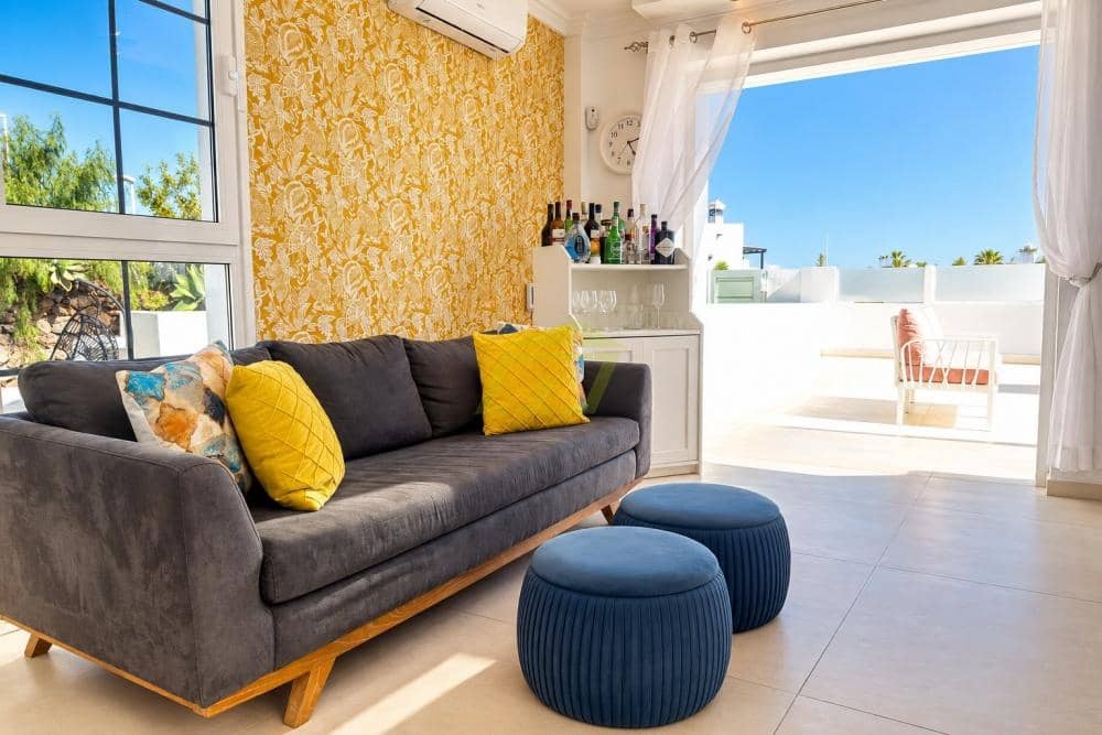 5 makuuhuone Huvila myytävänä paikassa Puerto del Carmen mukana uima-altaan - 879 000 € (Ref: 10139072)