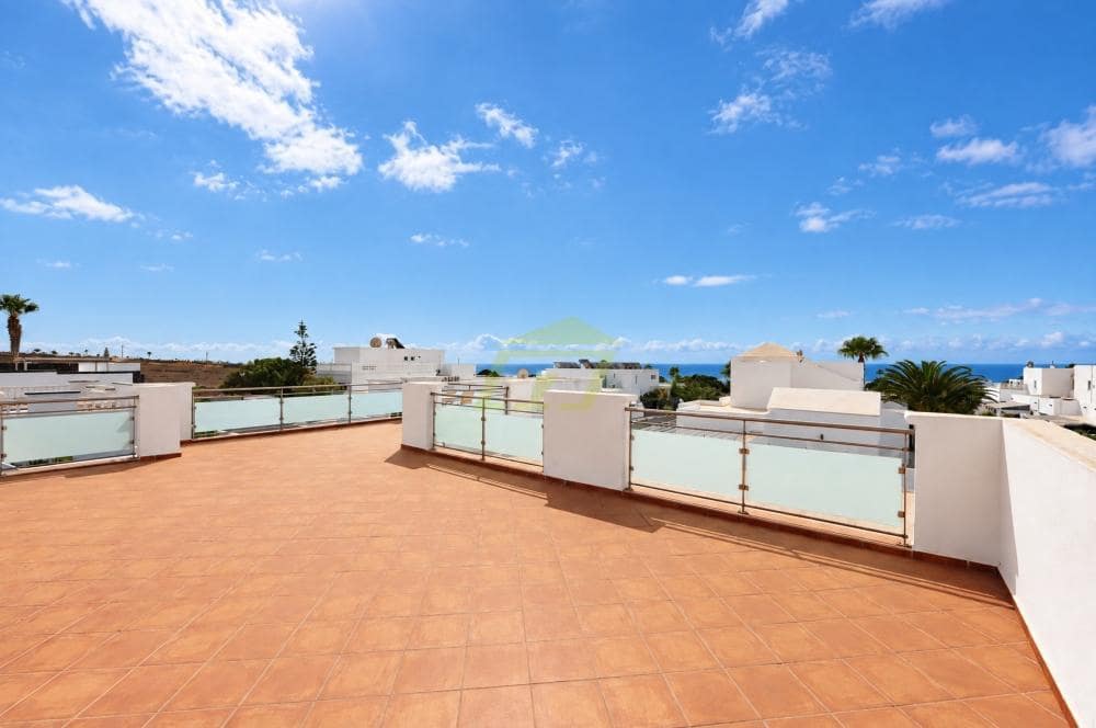 4 quarto Moradia para venda em Puerto Calero com piscina garagem - 895 000 € (Ref: 10141623)