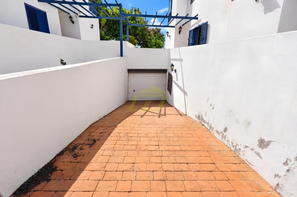 3 soveværelse Villa til salg i Arrecife - € 460.000 (Ref: 10141624)