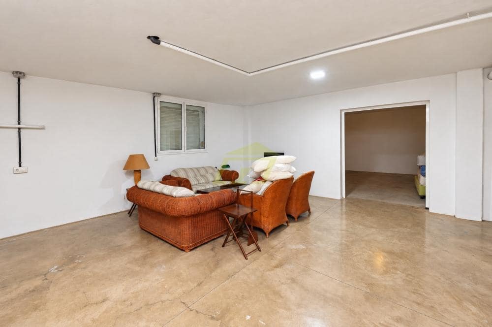 3 soveværelse Villa til salg i Arrecife - € 460.000 (Ref: 10141624)