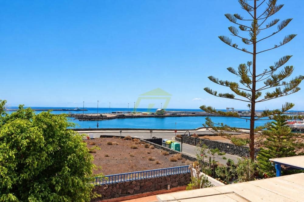 3 soveværelse Villa til salg i Arrecife - € 460.000 (Ref: 10141624)