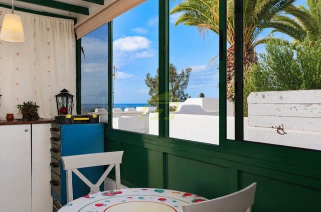 1 soveværelse Lejlighed til salg i Puerto del Carmen, Tías med swimmingpool - € 189.000 (Ref: 10141625)