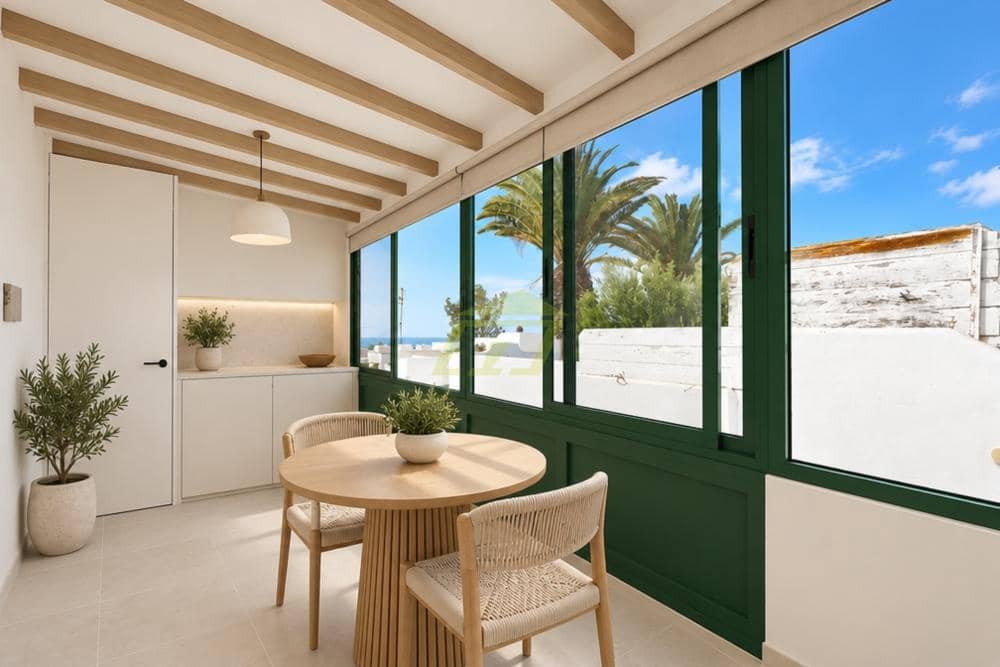 1 soveværelse Lejlighed til salg i Puerto del Carmen med swimmingpool - € 189.000 (Ref: 10141625)